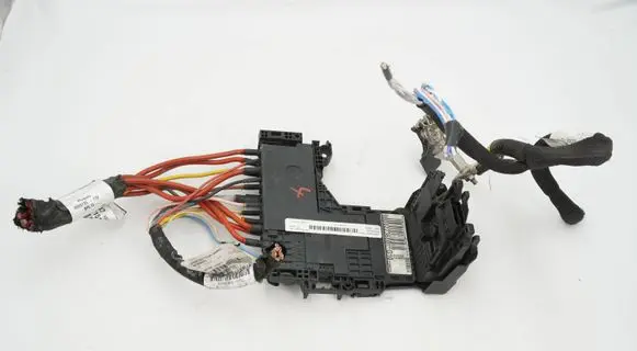 Citroen DS4 Battery control module 9800223680 9801722280