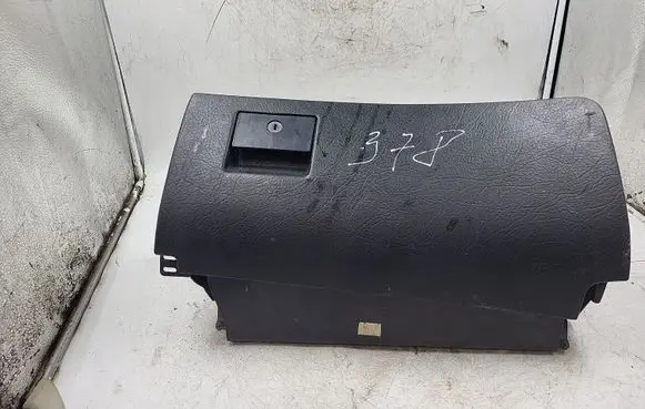 Audi A6 S6 C4 4A Glove box 