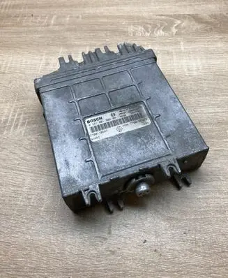 Renault Scenic I Engine control unit/module ECU 7700110647 0281001809