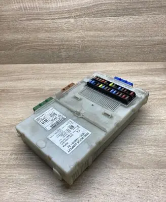 Ford Galaxy Fuse module 6G9T14A073DJ