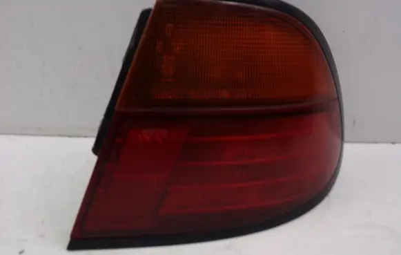 Nissan Almera Rear/tail lights