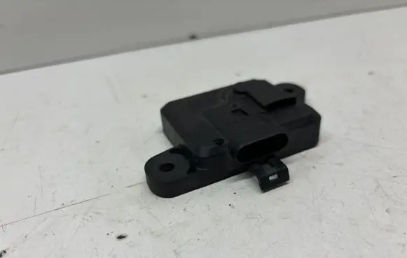 Opel Zafira A Airbag deployment crash/impact sensor 09133263