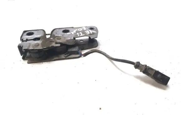 Skoda Yeti (5L) Engine bonnet (hood) release handle 5L0823509A