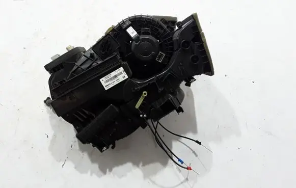 Renault Twingo III Interior heater climate box assembly 272704051R