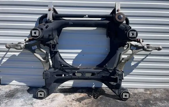 Audi Q7 4L Front subframe 7L0499311E