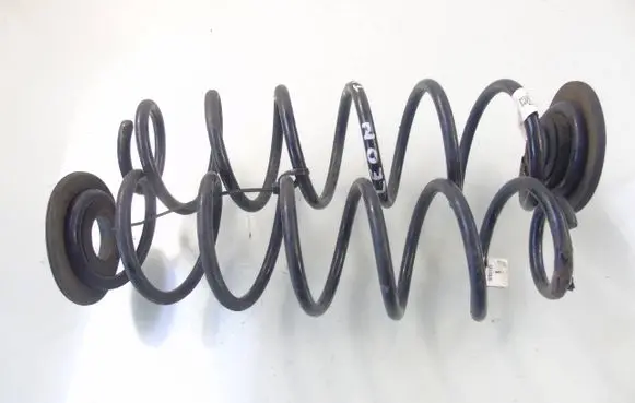 Seat Leon (5F) Rear coil spring 5F0511121
