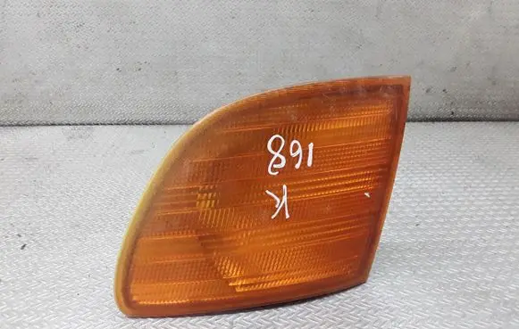 Mercedes-Benz Vito Viano W638 Front indicator light