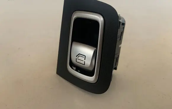 Mercedes-Benz C W205 Electric window control switch A2229052203 A2057370900