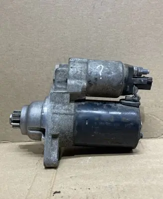 Skoda Fabia Mk1 (6Y) Starter motor 021911023R 001120406