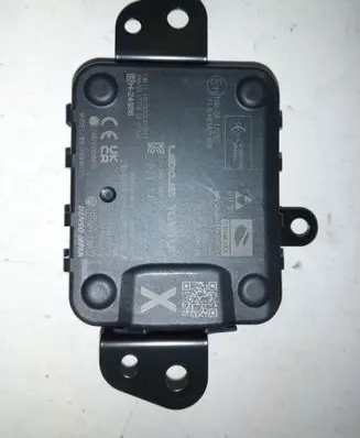 Toyota Yaris XP210 Distronic sensor radar 8821052120