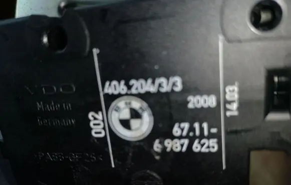 Fuel tank cap lock motor