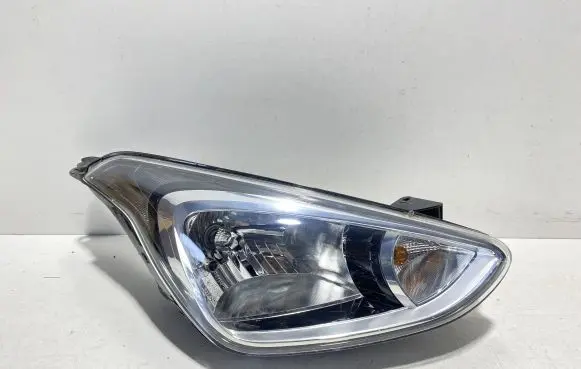 Hyundai i10 Headlight/headlamp 92102B9000