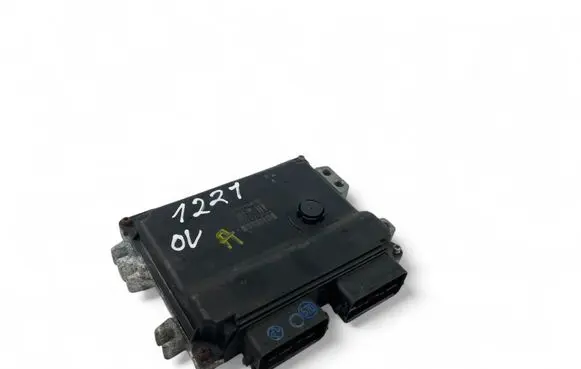 Suzuki Swift I Engine control unit/module 3392063JM