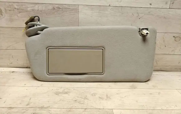 Toyota Corolla Verso AR10 Sun visor 