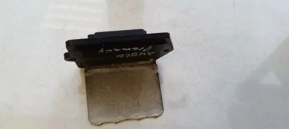 Mazda Premacy Heater blower motor/fan resistor hm636040b
