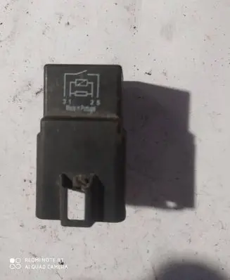 Volkswagen PASSAT B6 Other relay 3B0951253 V23136J1006X056
