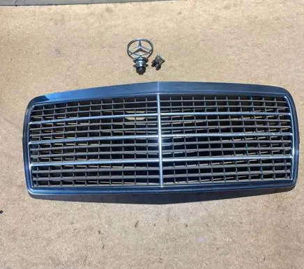 Mercedes-Benz E W124 Front grill 1248880323