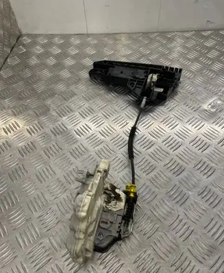 Audi A6 S6 C7 4G Rear door lock 4G0839016