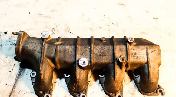 Peugeot 307 Intake manifold 9635616310