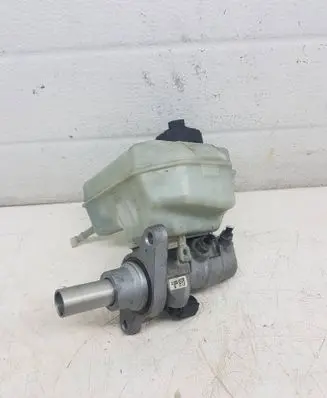 Volkswagen PASSAT CC Master brake cylinder 03350886771 35310