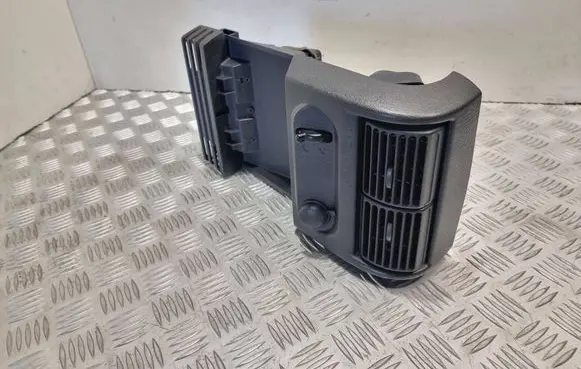Ford Explorer Rear air vent grill 1L2H18633AD