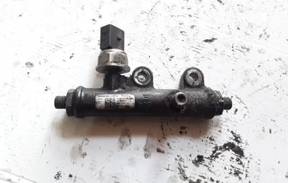 Jaguar S-Type Fuel main line pipe A2C20001297 5WS40128 4R8Q9C066AA