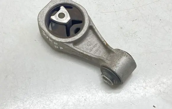 Nissan Juke I F15 Engine mount bracket XA8652110C 113501KC0A ADC12
