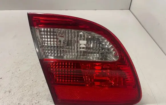 Mercedes-Benz E W211 Tailgate rear/tail lights A2118201364