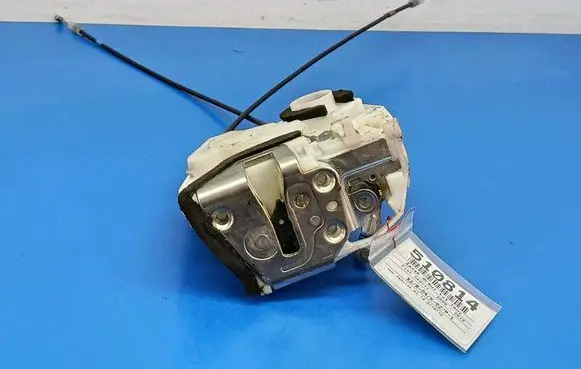 Fiat Sedici Rear door lock