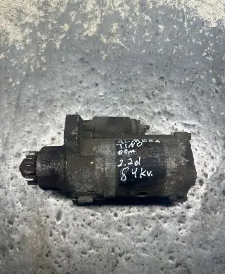 Nissan Almera Tino Starter motor
