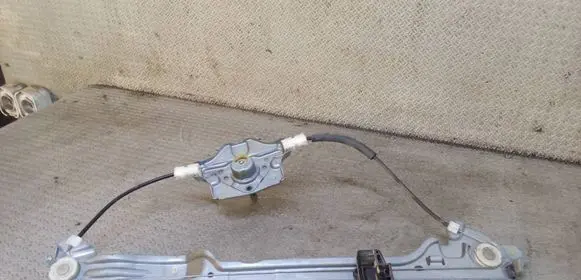 Renault Modus Rear door manual window regulator 118276ARM