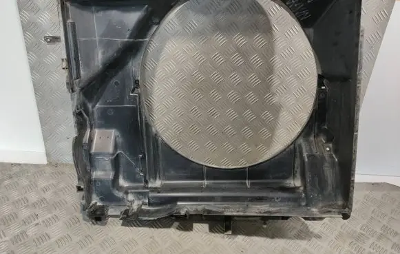 Nissan Navara D40 Radiator cooling fan shroud 