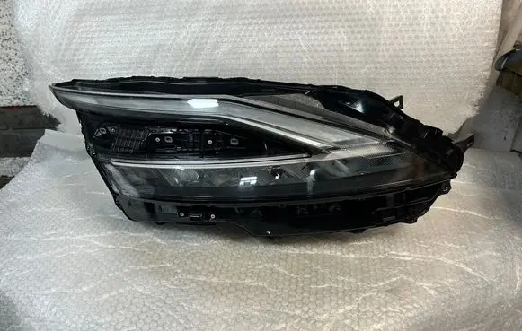 Nissan Qashqai J12 Headlight/headlamp 100-8d02j