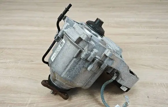 BMW 4 G22 G23 G24 G26 Gearbox transfer box case 7884824