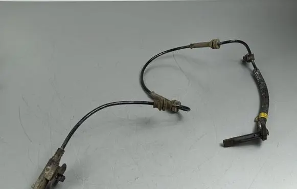 Jeep Cherokee ABS brake wheel speed sensor 68141887AC