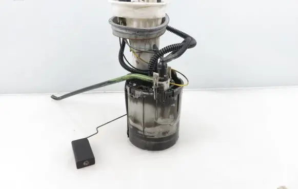 Audi A4 S4 B6 8E 8H In-tank fuel pump 8E0919050D