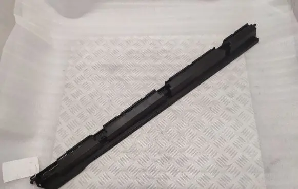 Volvo S90, V90 Sill supporting ledge 31386129