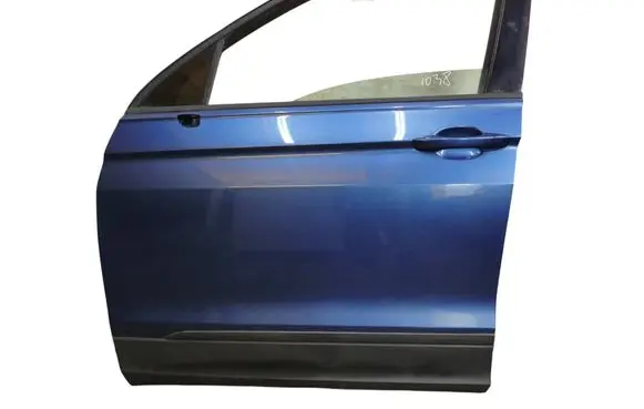 Volkswagen Tiguan Allspace Front door 