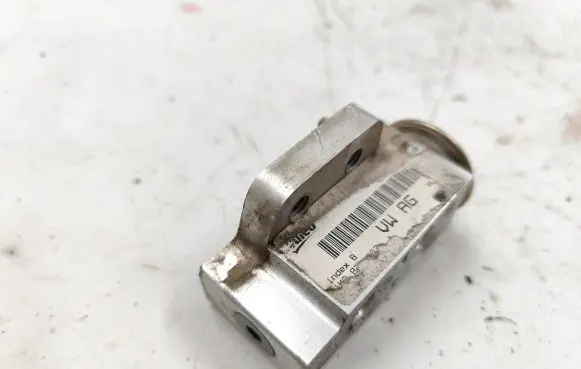 Air conditioning (A/C) expansion valve