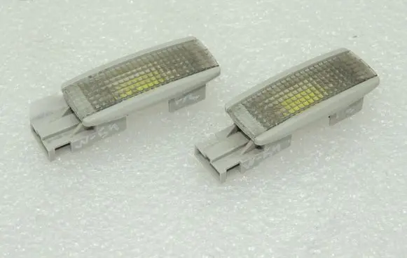 Volkswagen Tiguan Glove box light 1K0947109