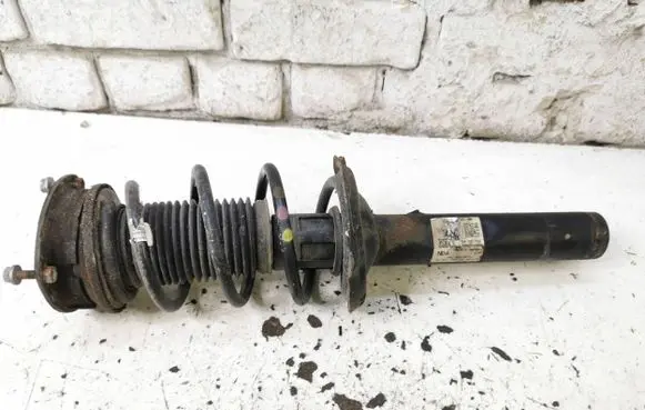 Volkswagen PASSAT B8 Front shock absorber with coil spring