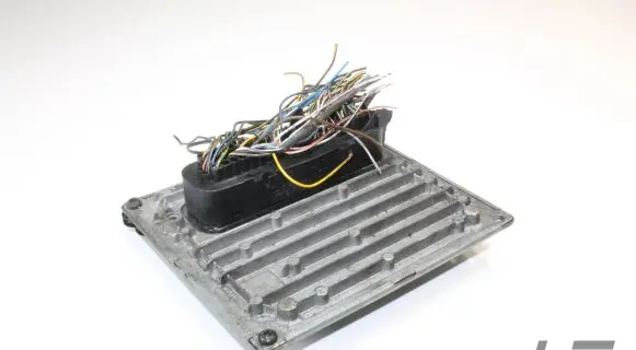 Ford Focus Engine control unit/module 4M5112A650HJ