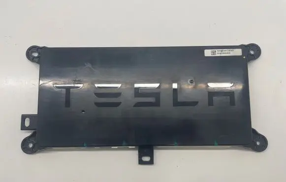 Tesla Model X Door control unit/module 104390000C