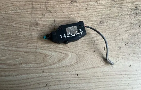 Chevrolet Tacuma Central locking motor 