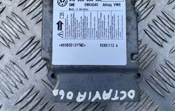 Skoda Octavia Mk2 (1Z) Airbag control unit/module 1K0909605AA 5WK43411 A1H027S0900