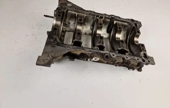 Citroen DS3 Engine block 9685737310