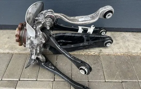 BMW i4 Rear suspension assembly kit set 