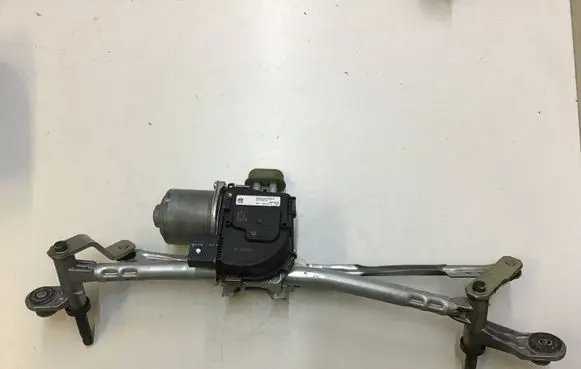 Citroen DS7 Crossback Front wiper linkage and motor 9824762480 1397225028 3397022076
