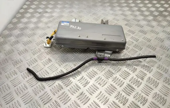Lexus RX 330 - 350 - 400H Power steering control unit/module G925048011
