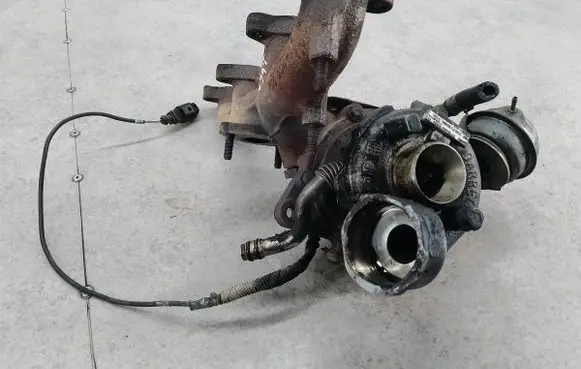 Audi A3 S3 8P Turbo 03G253016M